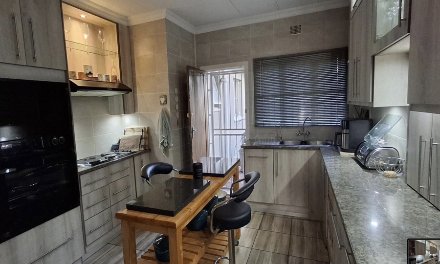 3 Bedroom Property for Sale in Generaal De Wet Free State